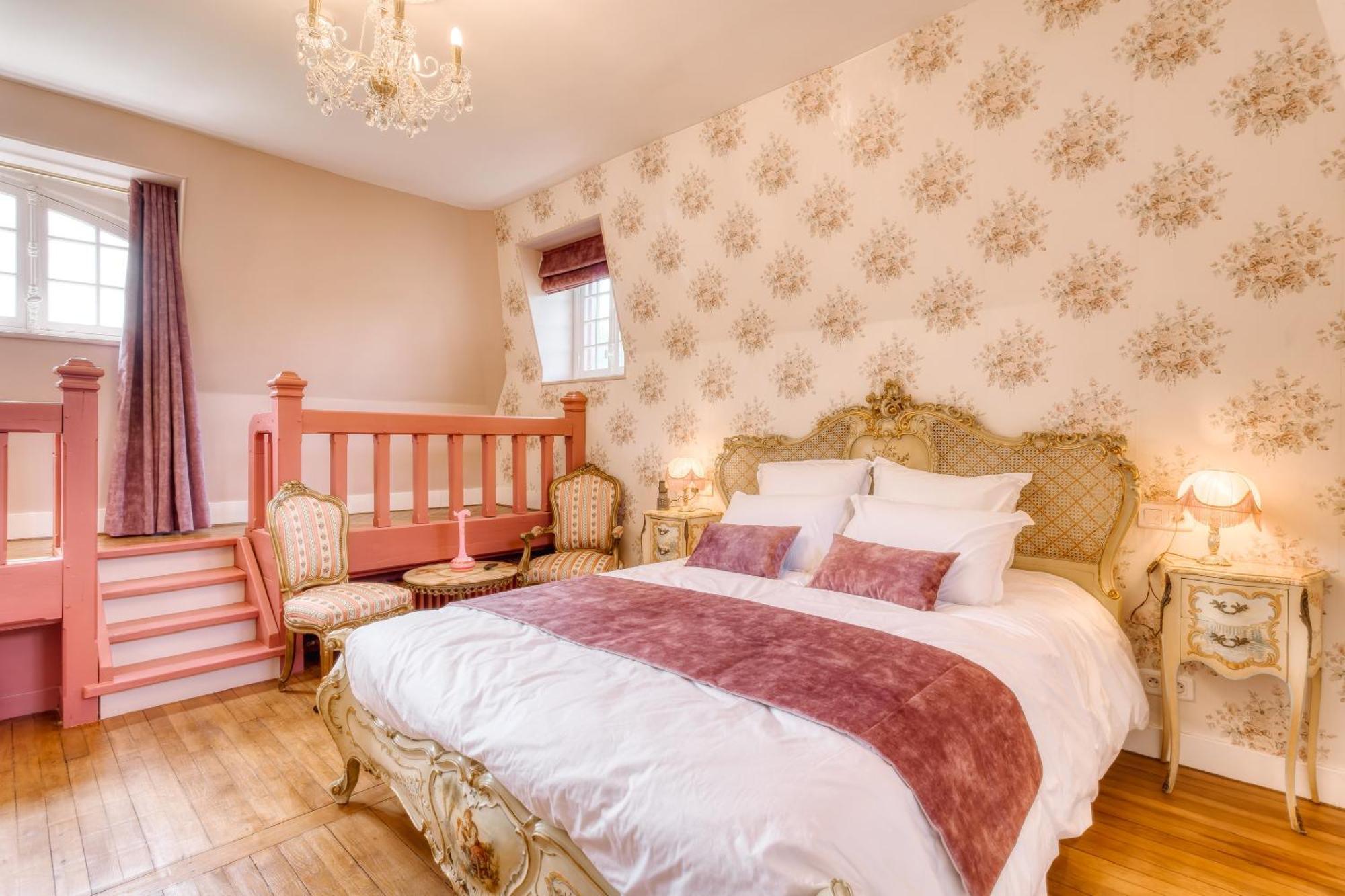Le Petit Chateau De Barbizon Au Bois Du Mee ภายนอก รูปภาพ