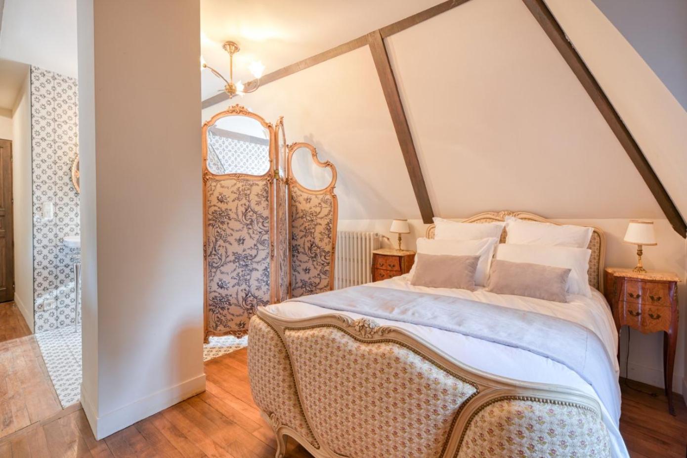 Le Petit Chateau De Barbizon Au Bois Du Mee ภายนอก รูปภาพ