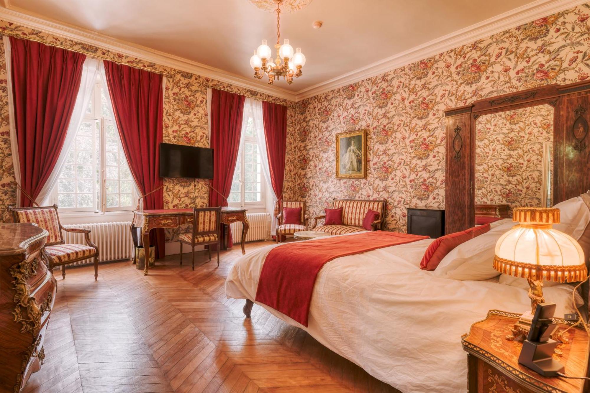 Le Petit Chateau De Barbizon Au Bois Du Mee ภายนอก รูปภาพ